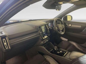 Volvo XC40 1.5 T3 R-Design Pro SUV 5dr Petrol Auto Euro 6 (s/s) (163 ps)
