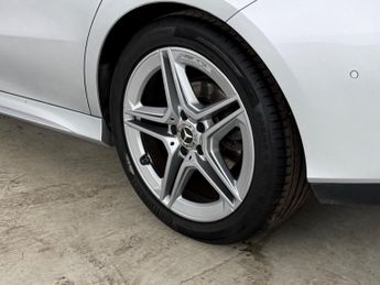 Mercedes-Benz CLA 1.3 CLA180 AMG Line Coupe 7G-DCT Euro 6 (s/s) 4dr