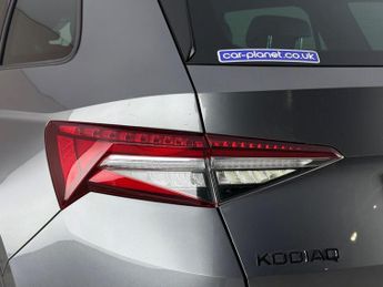 Skoda Kodiaq 2.0 TSI SportLine DSG 4WD Euro 6 (s/s) 5dr (7 Seat)