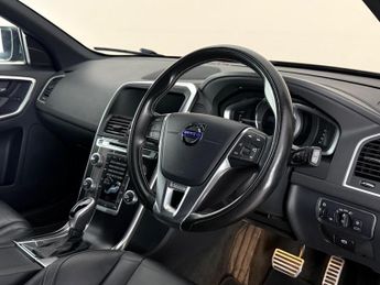 Volvo XC60 2.4 D5 R-Design Lux Nav Auto AWD Euro 6 (s/s) 5dr