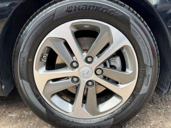 Hyundai i30 1.6 SE Hatchback 5dr Petrol Auto Euro 6 (120 ps)