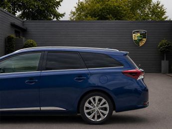 Toyota Auris 1.8 VVT-h Excel Touring Sports CVT Euro 6 (s/s) 5dr