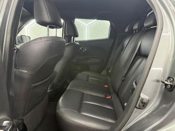 Nissan Juke 1.6 Tekna XTRON Euro 6 5dr