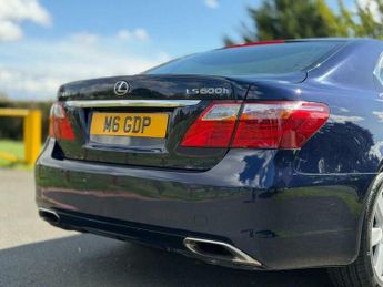 Lexus LS 5.0 600h V8 CVT 4WD Euro 5 (s/s) 4dr