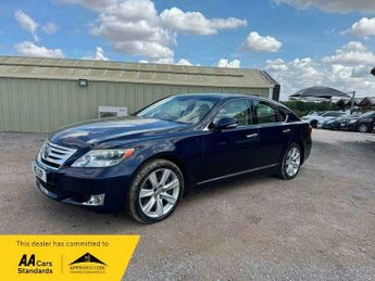 Lexus LS 5.0 600h V8 CVT 4WD Euro 5 (s/s) 4dr