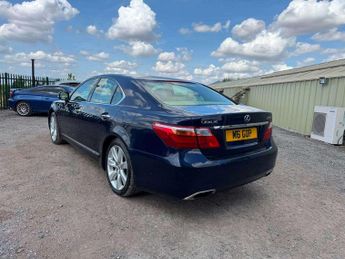 Lexus LS 5.0 600h V8 CVT 4WD Euro 5 (s/s) 4dr