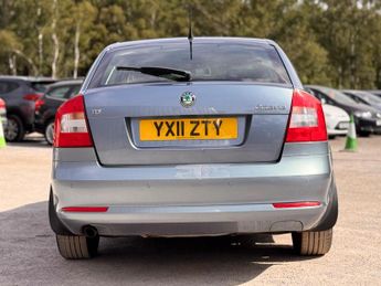 Skoda Octavia 1.6 TDI Elegance DSG Euro 5 5dr