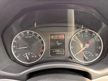 Skoda Octavia 1.6 TDI Elegance DSG Euro 5 5dr
