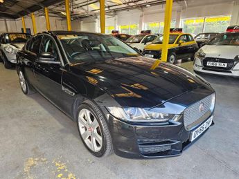 Jaguar XE 2.0d Portfolio Auto AWD Euro 6 (s/s) 4dr