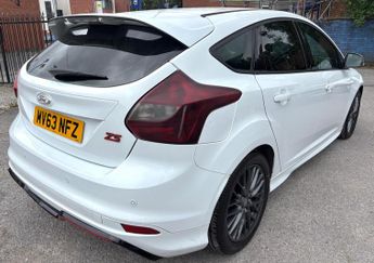 Ford Focus 1.6 TDCi Zetec S Euro 5 (s/s) 5dr