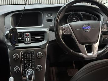 Volvo V40 2.0 D2 SE Lux Nav Auto Euro 6 (s/s) 5dr