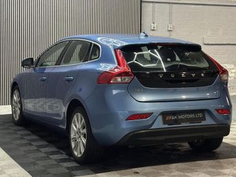 Volvo V40 2.0 D2 SE Lux Nav Auto Euro 6 (s/s) 5dr