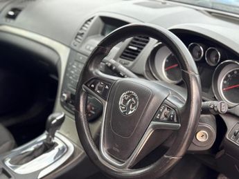 Vauxhall Insignia 2.0 CDTi Exclusiv Auto Euro 5 5dr