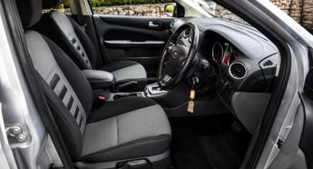 Ford Focus 2.0 TDCi DPF Zetec Powershift 5dr