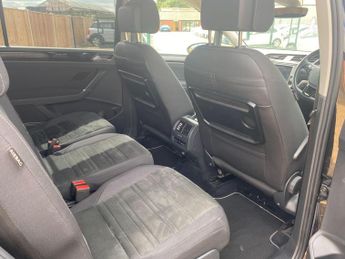 Volkswagen Touran 1.4 TSI BlueMotion Tech SEL DSG Euro 6 (s/s) 5dr
