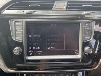 Volkswagen Touran 1.4 TSI BlueMotion Tech SEL DSG Euro 6 (s/s) 5dr