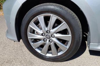 Toyota Yaris 1.5 VVT-h Icon E-CVT Euro 6 (s/s) 5dr