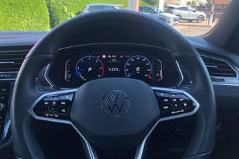 Volkswagen Tiguan 2.0 TDI R-Line 5dr DSG