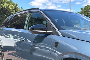 Peugeot E-5008 73kWh GT SUV 5dr Electric Auto (210 ps)