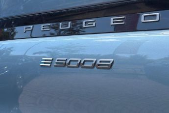 Peugeot E-5008 73kWh GT SUV 5dr Electric Auto (210 ps)
