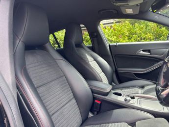 Mercedes-Benz CLA 2.1 CLA220d AMG Line Night Edition Shooting Brake 7G-DCT Euro 6 