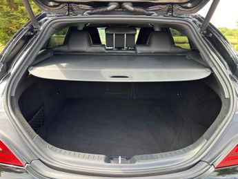 Mercedes-Benz CLA 2.1 CLA220d AMG Line Night Edition Shooting Brake 7G-DCT Euro 6 