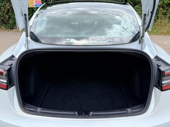 Tesla Model 3 (Dual Motor) Performance Auto 4WDE 4dr (Performance Upgrade)