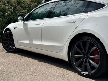 Tesla Model 3 (Dual Motor) Performance Auto 4WDE 4dr (Performance Upgrade)