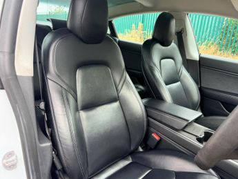Tesla Model 3 (Dual Motor) Performance Auto 4WDE 4dr (Performance Upgrade)