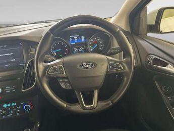 Ford Focus 1.0T EcoBoost Titanium Hatchback 5dr Petrol Manual Euro 6 (s/s) 
