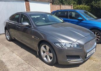 Jaguar XF 2.0d Portfolio Auto Euro 6 (s/s) 4dr