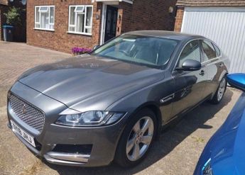 Jaguar XF 2.0d Portfolio Auto Euro 6 (s/s) 4dr