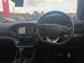 Hyundai IONIQ 1.6h-GDi Hybrid Premium SE 5dr Automatic