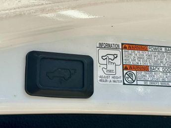 Toyota RAV4 2.5 VVT-h Excel CVT 4WD Euro 6 (s/s) 5dr (Safety Sense, Nav)