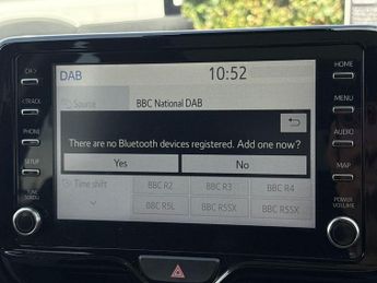Toyota Yaris 1.5 VVT-h Design Hatchback 5dr Petrol Hybrid E-CVT Euro 6 (s/s) 