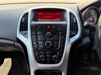 Vauxhall Astra 1.4i SRi Euro 6 5dr