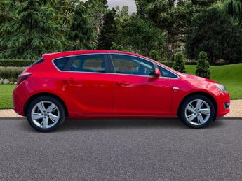 Vauxhall Astra 1.4i SRi Euro 6 5dr
