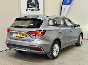 MG MG5 61.1kWh Exclusive Long Range Auto 5dr