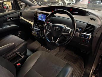 Toyota Estima PREMIUM 2.4 PETROL AUTO MPV 7 SEATER