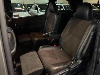 Toyota Estima PREMIUM 2.4 PETROL AUTO MPV 7 SEATER
