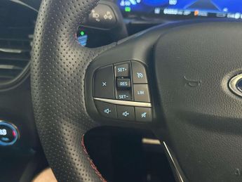 Ford Kuga 2.5 EcoBoost Duratec 14.4kWh ST-Line SUV 5dr Petrol Plug-in Hybr