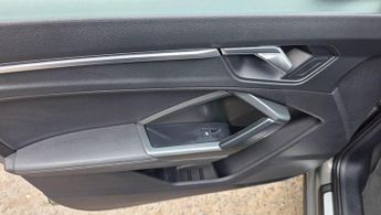 Audi Q3 2.0 TDI 35 S line S Tronic Euro 6 (s/s) 5dr