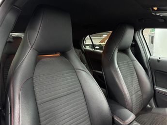 Mercedes-Benz GLA 2.1 GLA220d AMG Line 7G-DCT 4MATIC Euro 6 (s/s) 5dr