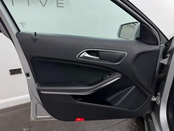 Mercedes-Benz GLA 2.1 GLA220d AMG Line 7G-DCT 4MATIC Euro 6 (s/s) 5dr