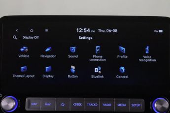 Hyundai KONA 39kWh Premium Auto 5dr (10.5kW Charger)