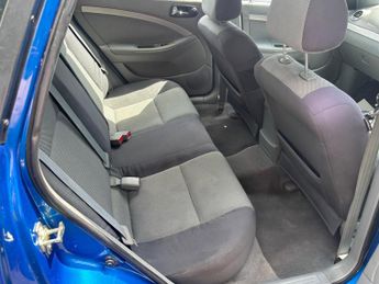 Chevrolet Lacetti 1.6 SX 5dr