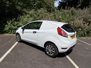 Ford Fiesta Van 1.5 TDCi Panel Van 3dr Diesel Manual (94 g/km, 73.97 bhp)