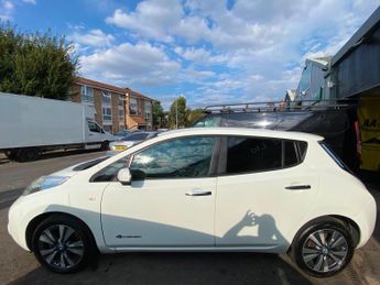 Nissan Leaf 24kWh Tekna Auto 5dr