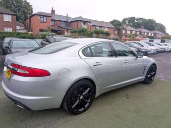Jaguar XF 2.2d Premium Luxury Auto Euro 5 (s/s) 4dr