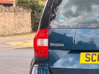 Skoda Yeti 2.0 TDI SE Drive Outdoor DSG 4WD Euro 6 (s/s) 5dr